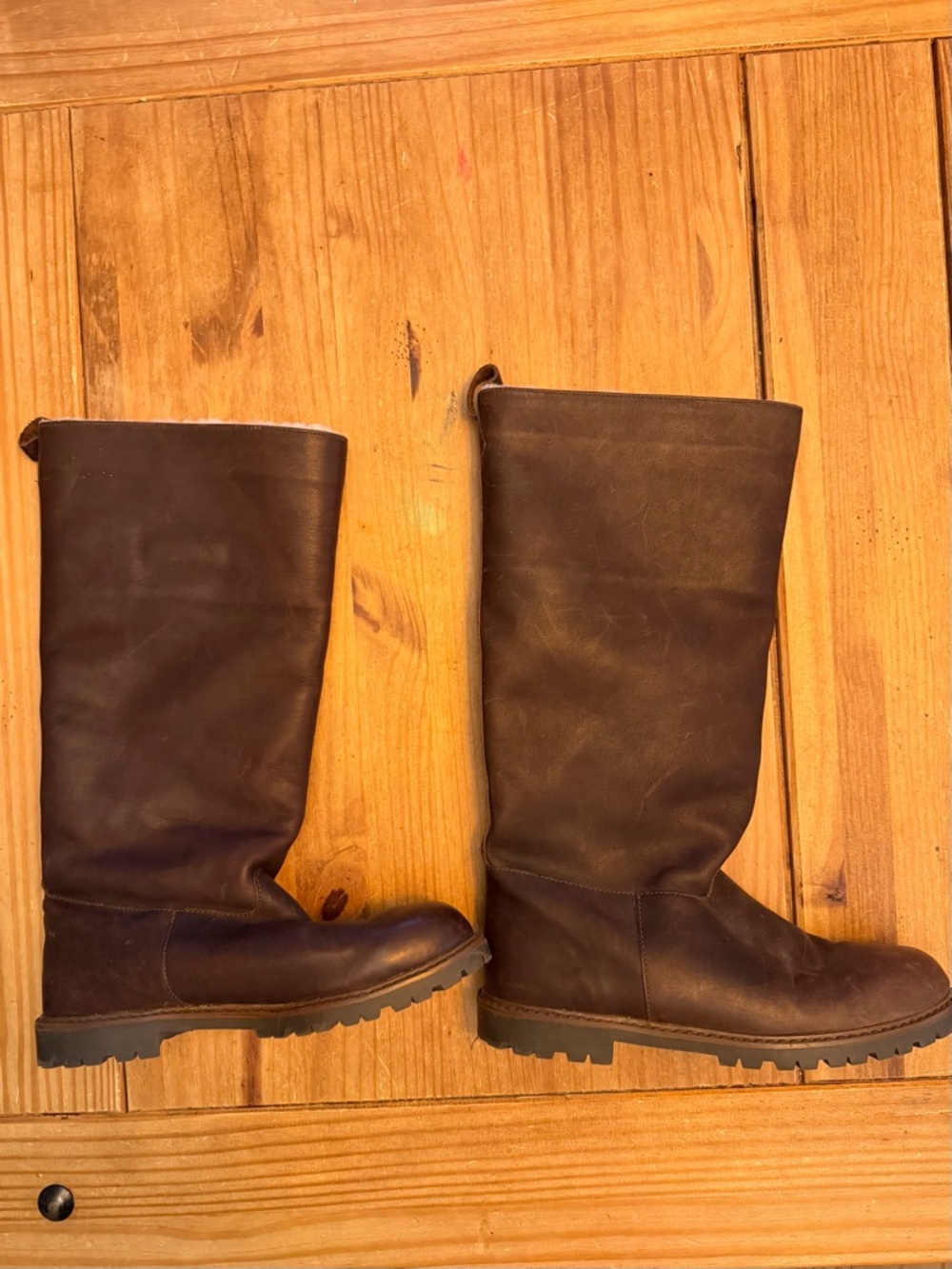 NWOT Eddie Bauer Vintage 1990s Authentic Shearling & Leather Tall Boots